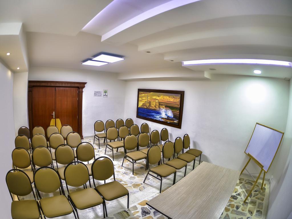 Hotel Buena Vista บูการามังกา ภายนอก รูปภาพ