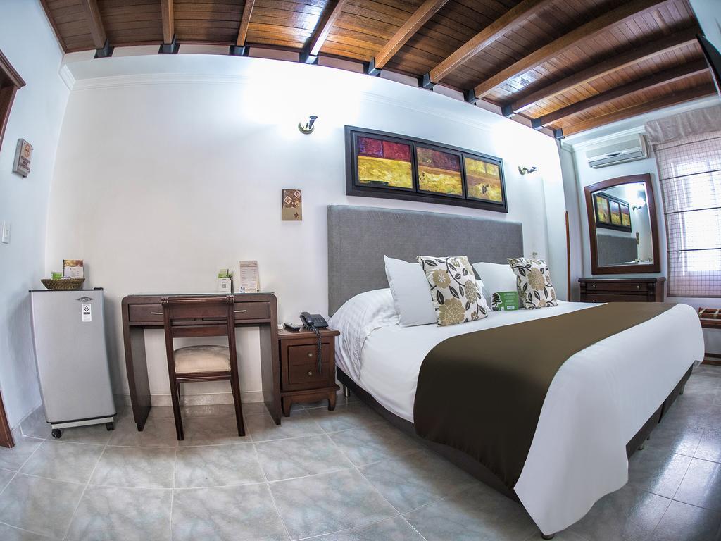 Hotel Buena Vista บูการามังกา ภายนอก รูปภาพ