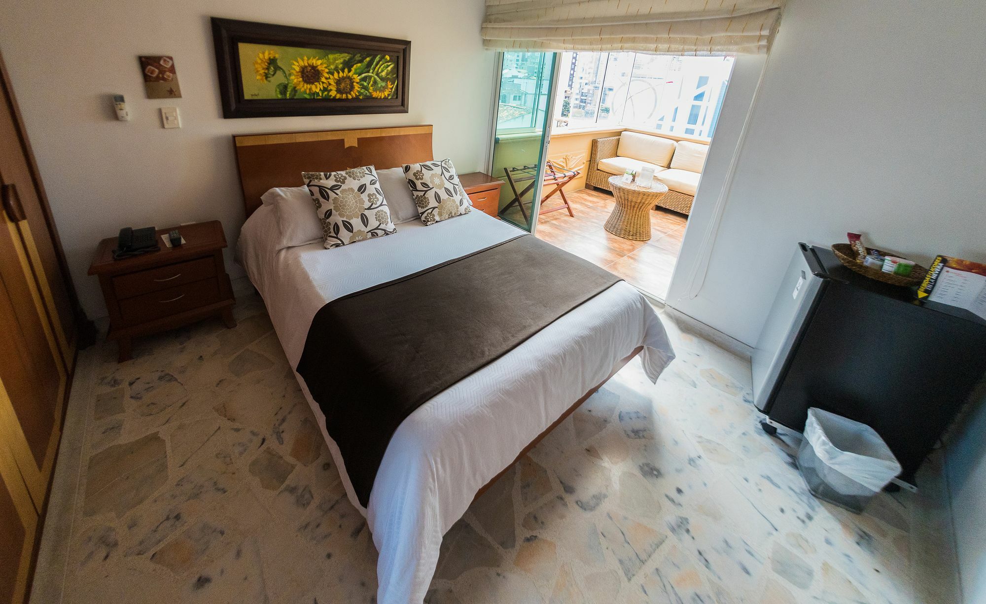Hotel Buena Vista บูการามังกา ภายนอก รูปภาพ